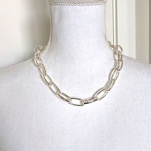 KENDRA SCOTT Beckett Silver Plated Chunky Chain Statement Necklace Demi Fine